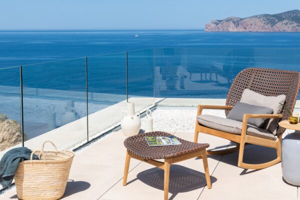 Luxury villa in Son Vida, Mallorca, by Tarragona Höhne Architects.